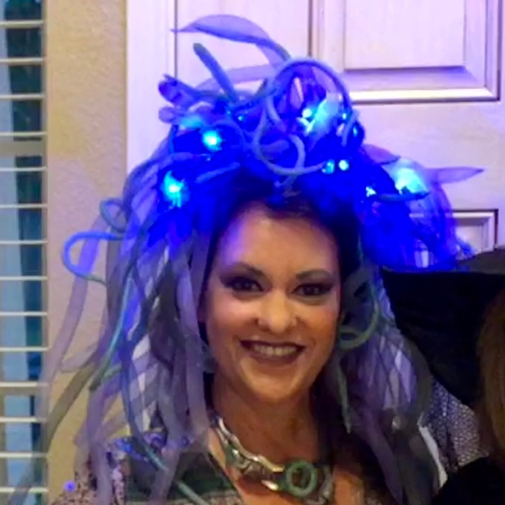 Meet your Posher, Rebecca